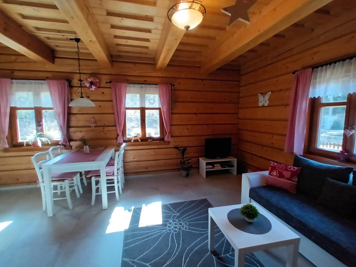 Apartmany U Vlcich Jam Petrovice u Susice Ngoại thất bức ảnh